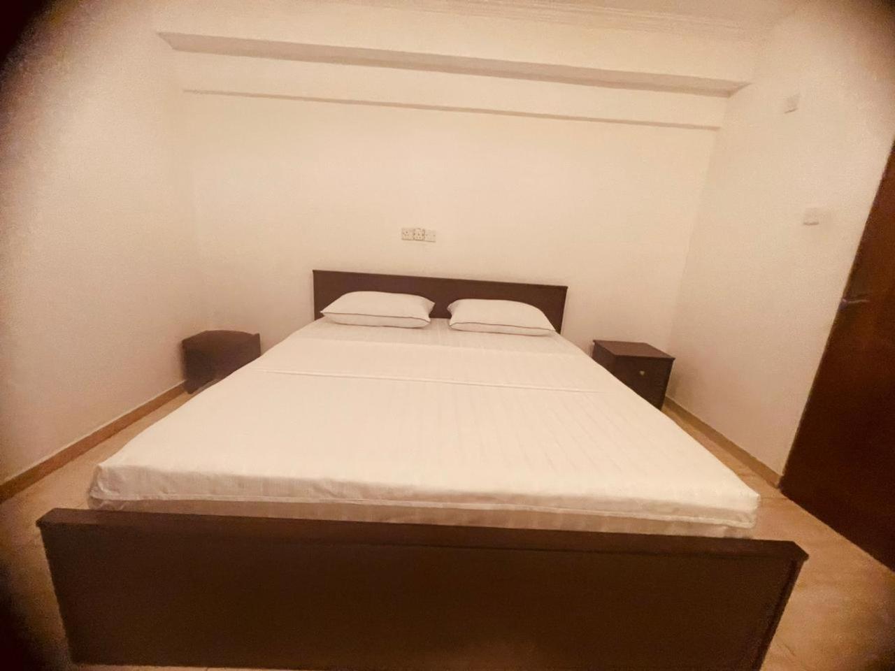 Mila Boutique Airport Hotel Seeduwa Luaran gambar