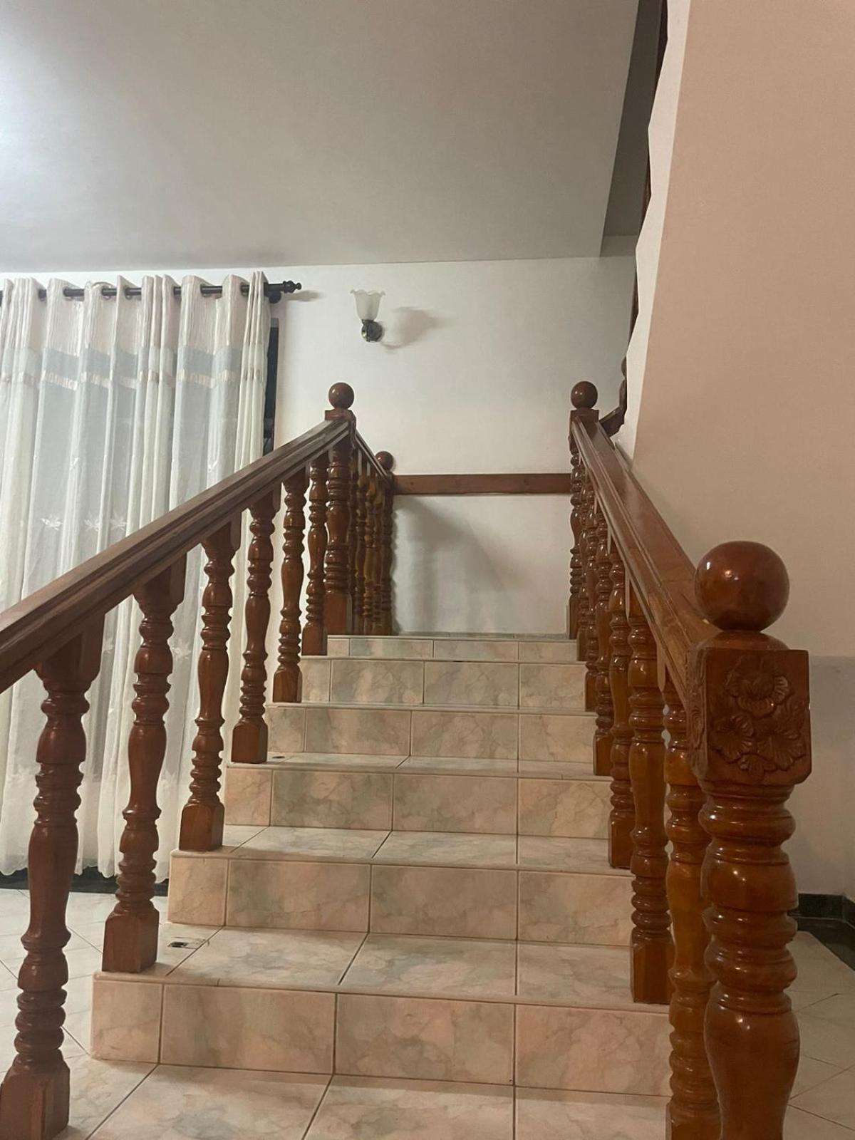 Mila Boutique Airport Hotel Seeduwa Luaran gambar
