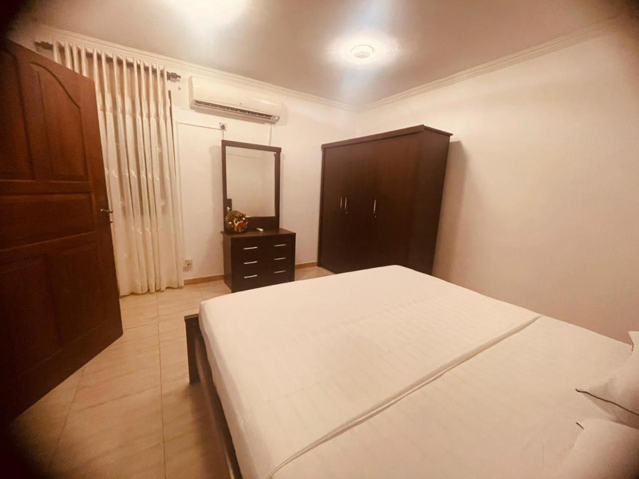 Mila Boutique Airport Hotel Seeduwa Luaran gambar